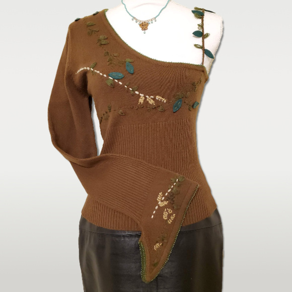 Anthropologie Sweaters - Anthropology FiFi Collection One Shoulder Sweater